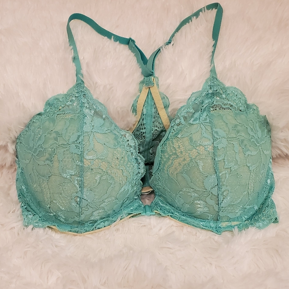 32D PINK by Victoria's Secret Date Racerback bra